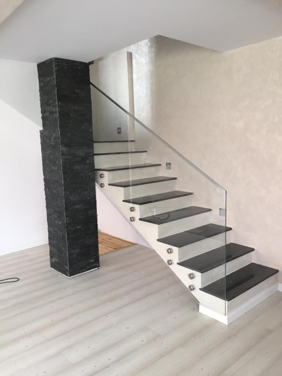 Balustradă din sticlă securizată model 1